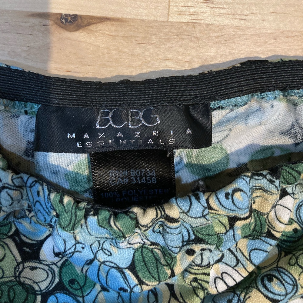 FINAL PRICE BCBG 2 Piece Skirt Set - Picture 10 of 16